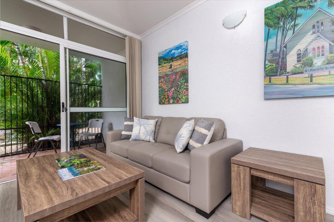 Seascape Holidays - Coral Apartments Port Douglas Exterior photo